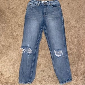 KanCan Distressed Mom Jeans Size 7 Waist 27